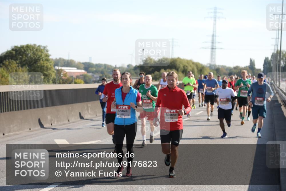 03.10.2025 - Köhlbrandbrückenlauf Yannick Fuchs http://msf.ph/oto/9176823 03.10.2025 11:15:09 Position 3 6341, 6706 meine-sportfotos.de