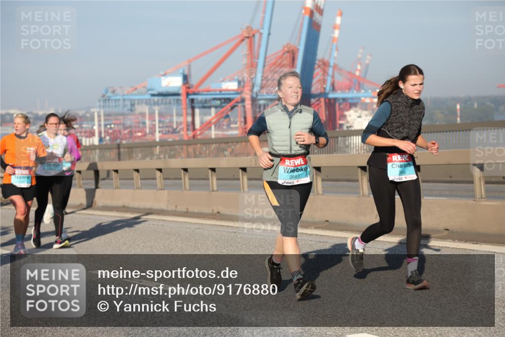 03.10.2025 - Köhlbrandbrückenlauf Yannick Fuchs http://msf.ph/oto/9176880 03.10.2025 08:47:28 Position 2 2147, 2687 meine-sportfotos.de