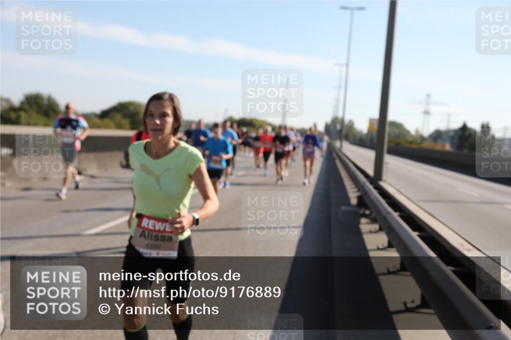 03.10.2025 - Köhlbrandbrückenlauf Yannick Fuchs http://msf.ph/oto/9176889 03.10.2025 11:15:16 Position 3 292 meine-sportfotos.de