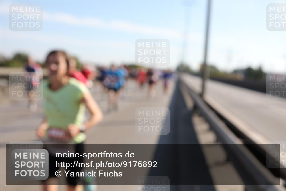 03.10.2025 - Köhlbrandbrückenlauf Yannick Fuchs http://msf.ph/oto/9176892 03.10.2025 11:15:16 Position 3 414 meine-sportfotos.de