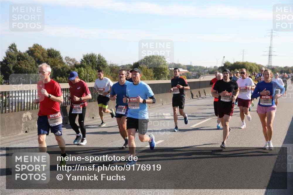 03.10.2025 - Köhlbrandbrückenlauf Yannick Fuchs http://msf.ph/oto/9176919 03.10.2025 11:15:19 Position 3 4294, 4130, 4249, 5810, 4203 meine-sportfotos.de