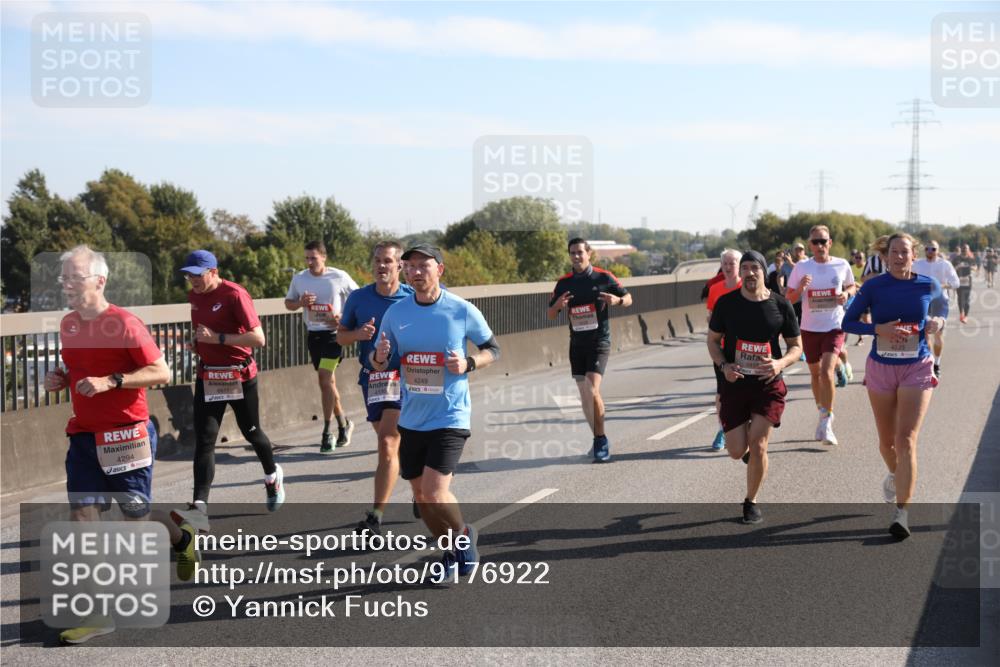03.10.2025 - Köhlbrandbrückenlauf Yannick Fuchs http://msf.ph/oto/9176922 03.10.2025 11:15:19 Position 3 4294, 6617, 4249, 5810, 30 meine-sportfotos.de