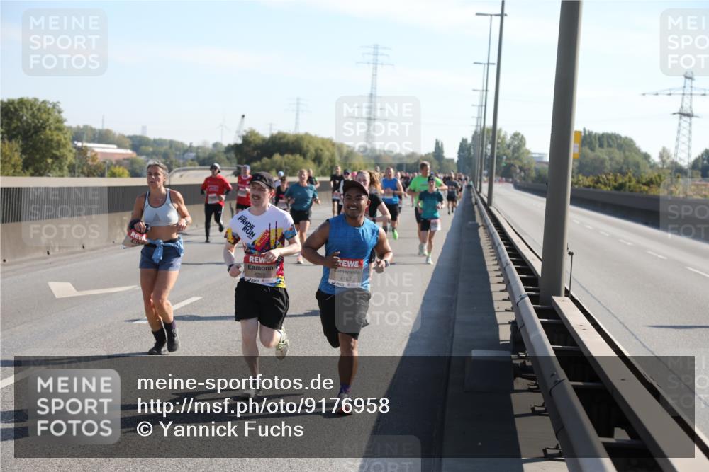 03.10.2025 - Köhlbrandbrückenlauf Yannick Fuchs http://msf.ph/oto/9176958 03.10.2025 11:15:43 Position 3 4263, 4165 meine-sportfotos.de
