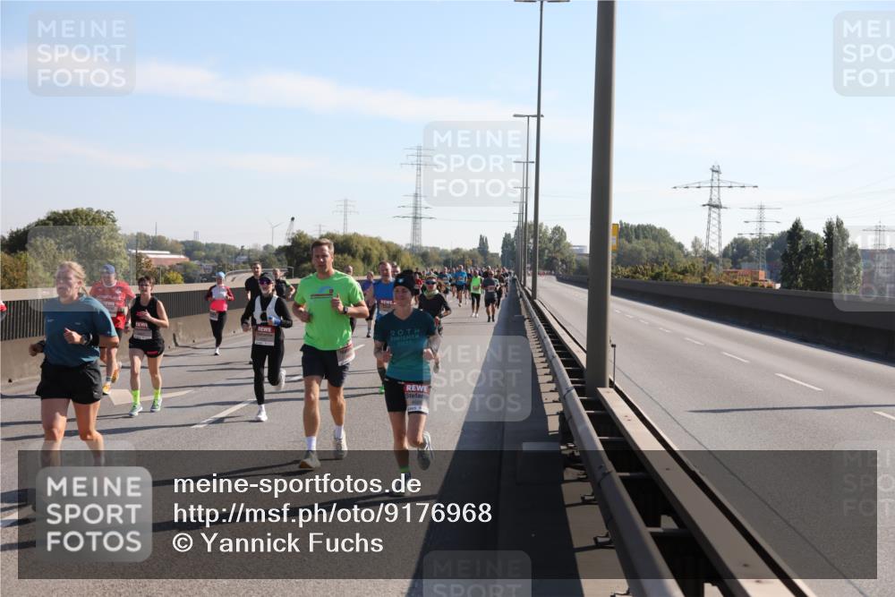 03.10.2025 - Köhlbrandbrückenlauf Yannick Fuchs http://msf.ph/oto/9176968 03.10.2025 11:15:48 Position 3  meine-sportfotos.de