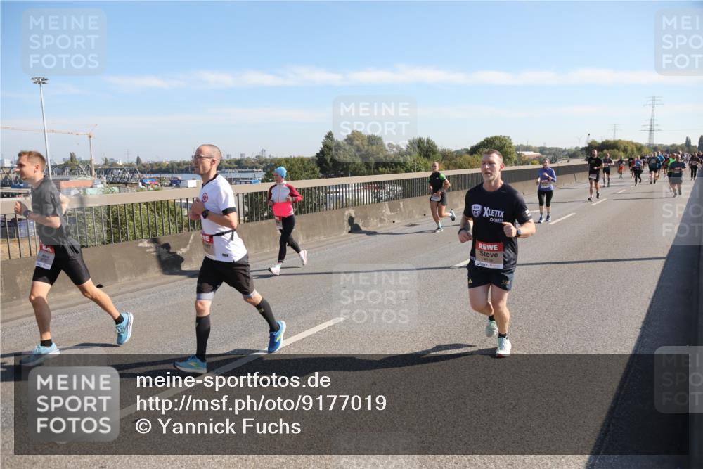 03.10.2025 - Köhlbrandbrückenlauf Yannick Fuchs http://msf.ph/oto/9177019 03.10.2025 11:15:54 Position 3 4158 meine-sportfotos.de