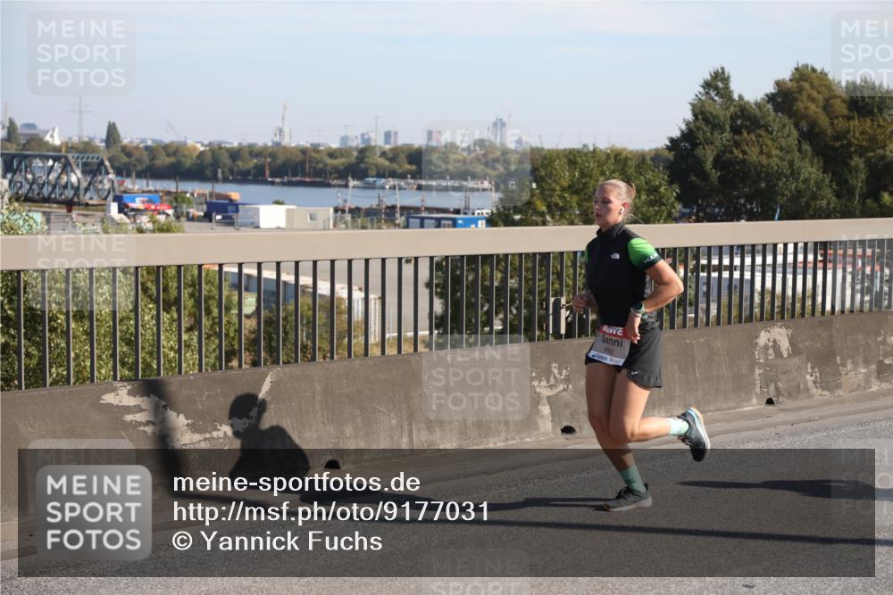 03.10.2025 - Köhlbrandbrückenlauf Yannick Fuchs http://msf.ph/oto/9177031 03.10.2025 11:15:55 Position 3 602 meine-sportfotos.de