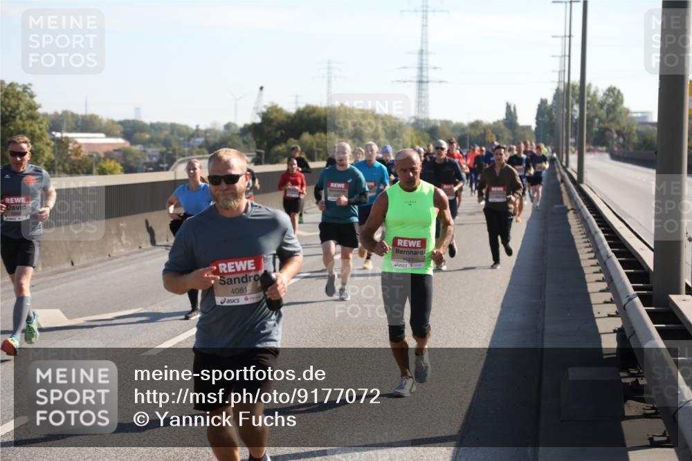 03.10.2025 - Köhlbrandbrückenlauf Yannick Fuchs http://msf.ph/oto/9177072 03.10.2025 11:15:59 Position 3 4081, 4127 meine-sportfotos.de