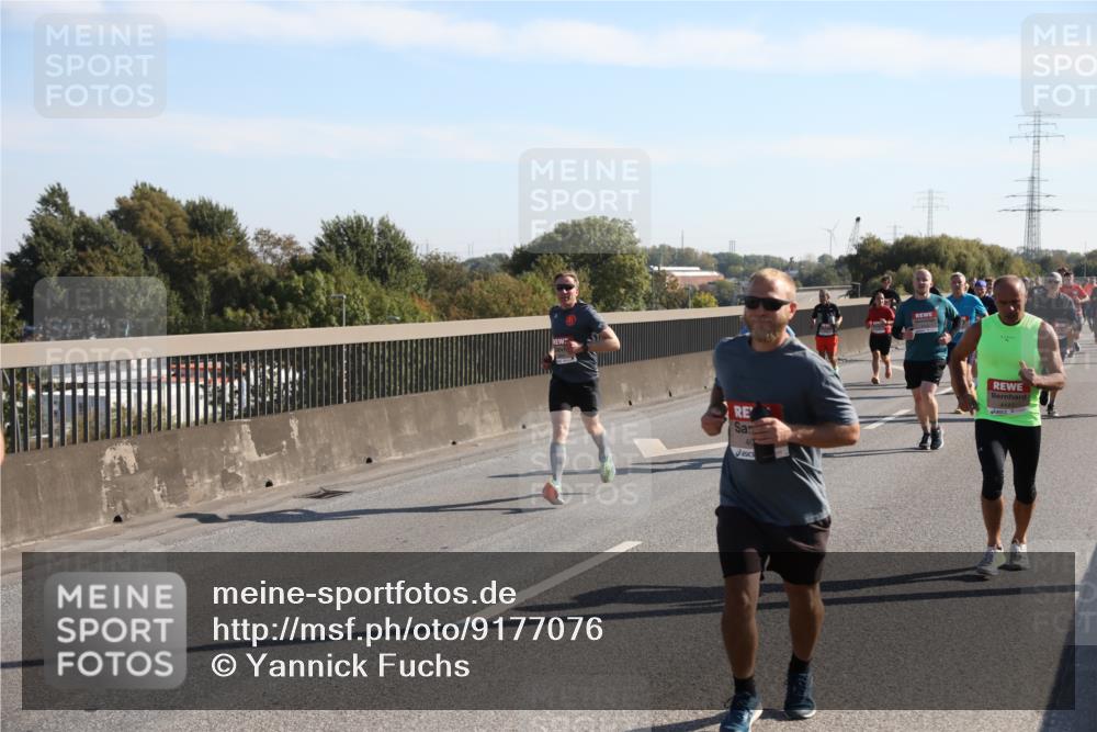 03.10.2025 - Köhlbrandbrückenlauf Yannick Fuchs http://msf.ph/oto/9177076 03.10.2025 11:15:59 Position 3  meine-sportfotos.de