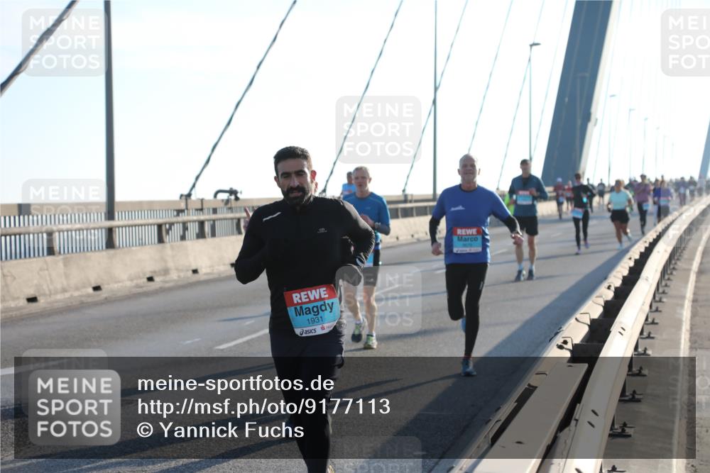 03.10.2025 - Köhlbrandbrückenlauf Yannick Fuchs http://msf.ph/oto/9177113 03.10.2025 08:27:16 Position 1 1931 meine-sportfotos.de