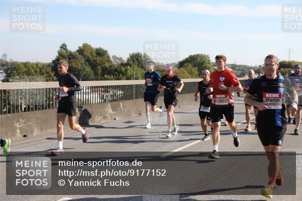 03.10.2025 - Köhlbrandbrückenlauf Yannick Fuchs http://msf.ph/oto/9177152 03.10.2025 11:16:08 Position 3 6465 meine-sportfotos.de