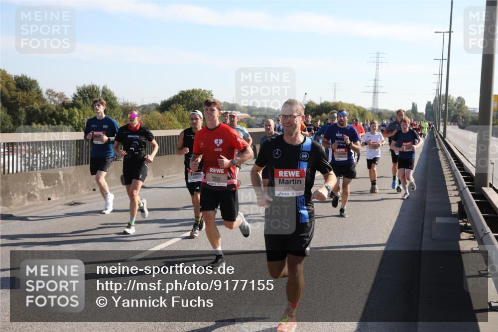 03.10.2025 - Köhlbrandbrückenlauf Yannick Fuchs http://msf.ph/oto/9177155 03.10.2025 11:16:09 Position 3 6465, 1 meine-sportfotos.de