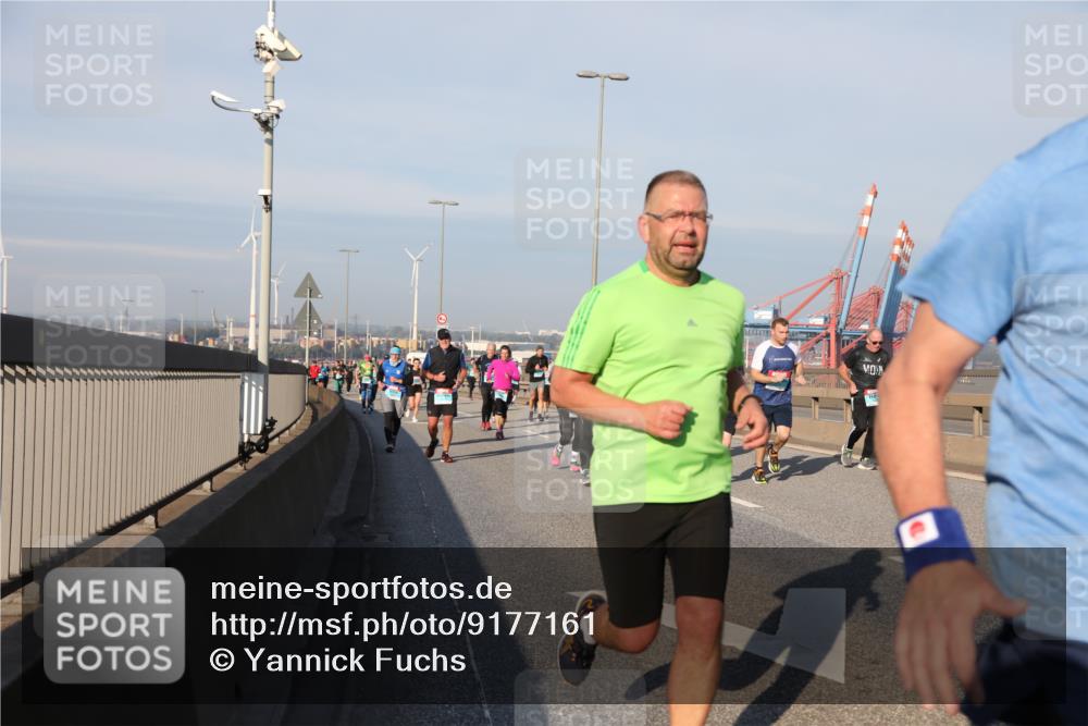 03.10.2025 - Köhlbrandbrückenlauf Yannick Fuchs http://msf.ph/oto/9177161 03.10.2025 08:48:04 Position 2  meine-sportfotos.de