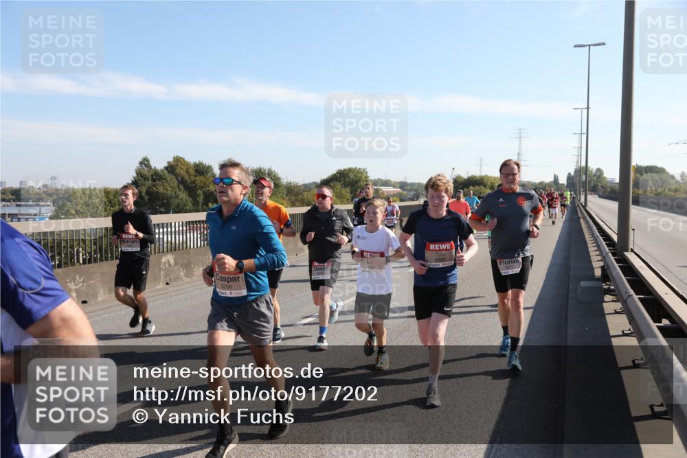03.10.2025 - Köhlbrandbrückenlauf Yannick Fuchs http://msf.ph/oto/9177202 03.10.2025 11:16:12 Position 3 6256, 6803 meine-sportfotos.de