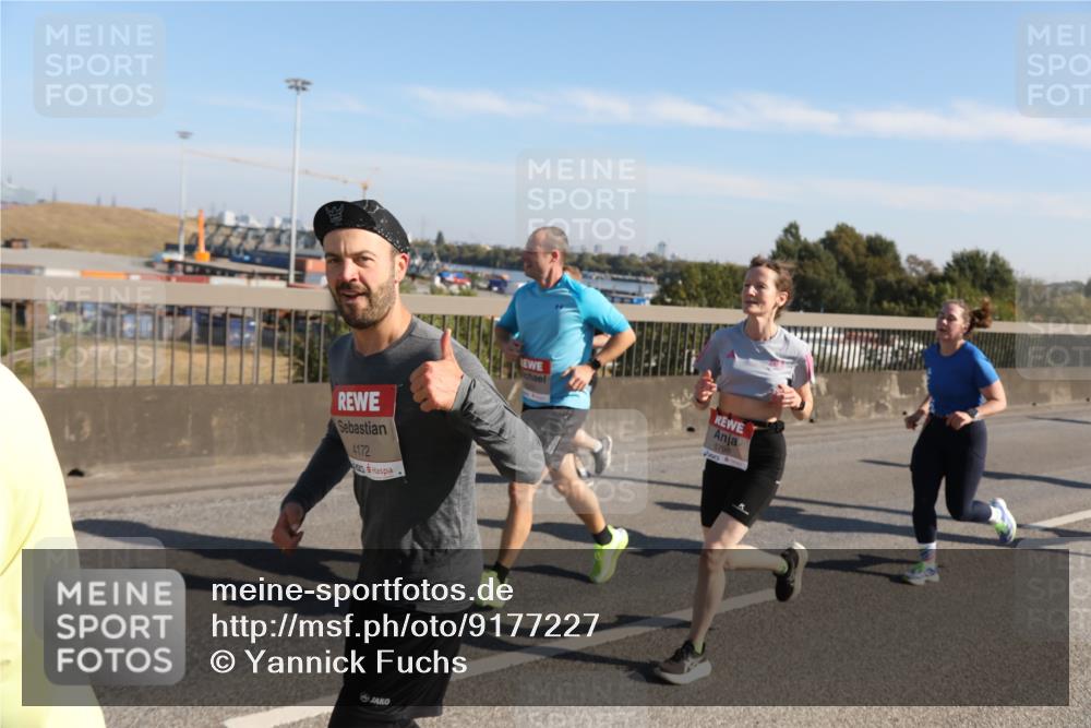 03.10.2025 - Köhlbrandbrückenlauf Yannick Fuchs http://msf.ph/oto/9177227 03.10.2025 11:16:19 Position 3 4172, 5798 meine-sportfotos.de