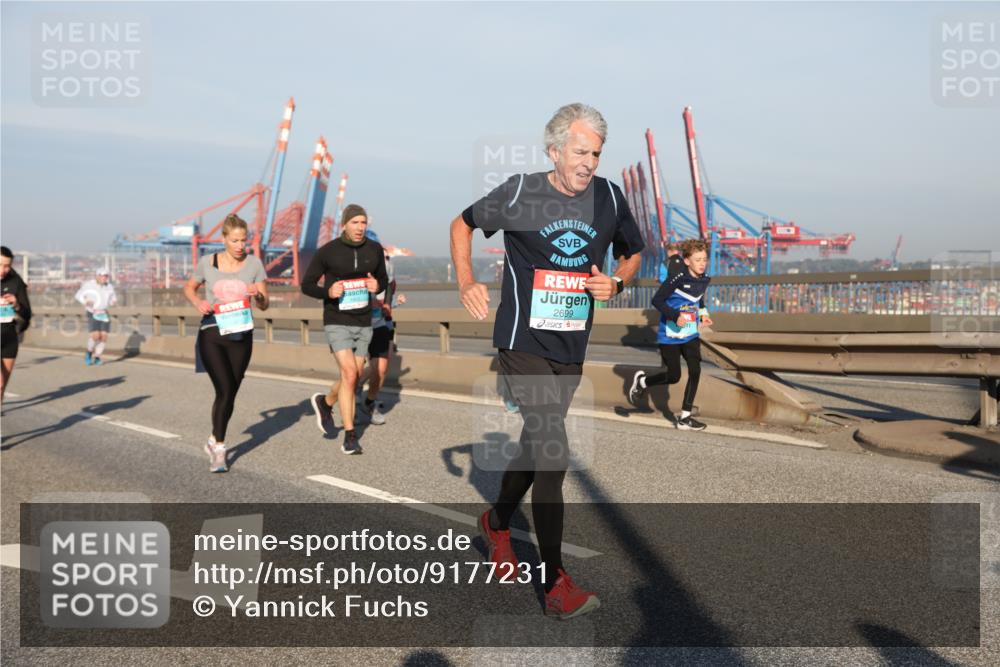 03.10.2025 - Köhlbrandbrückenlauf Yannick Fuchs http://msf.ph/oto/9177231 03.10.2025 08:48:12 Position 2 2699 meine-sportfotos.de