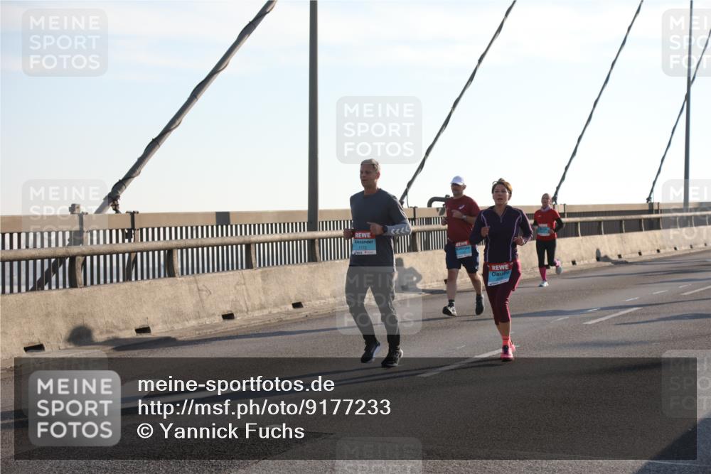 03.10.2025 - Köhlbrandbrückenlauf Yannick Fuchs http://msf.ph/oto/9177233 03.10.2025 08:27:30 Position 1 1172 meine-sportfotos.de