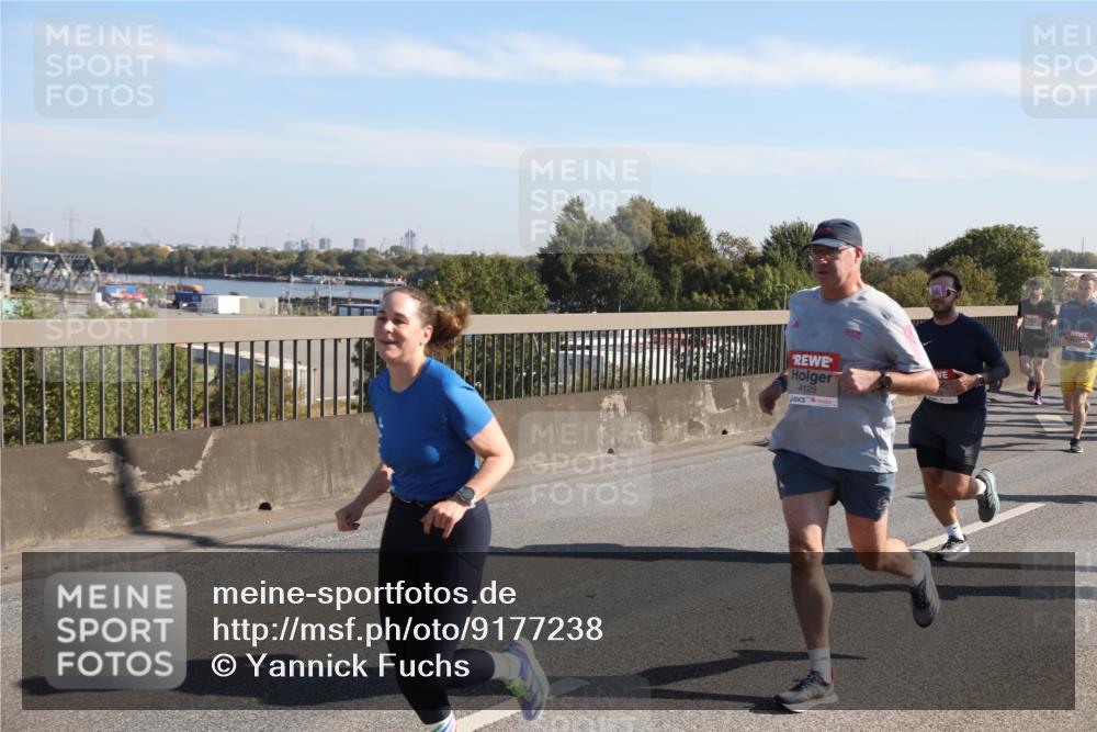 03.10.2025 - Köhlbrandbrückenlauf Yannick Fuchs http://msf.ph/oto/9177238 03.10.2025 11:16:20 Position 3 4129 meine-sportfotos.de