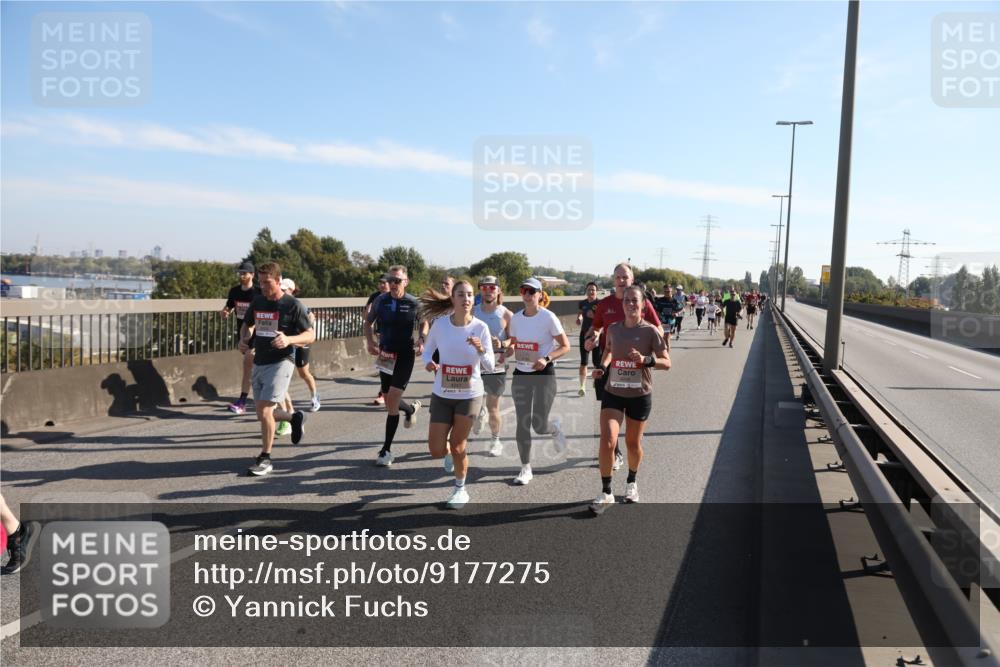03.10.2025 - Köhlbrandbrückenlauf Yannick Fuchs http://msf.ph/oto/9177275 03.10.2025 11:16:24 Position 3  meine-sportfotos.de