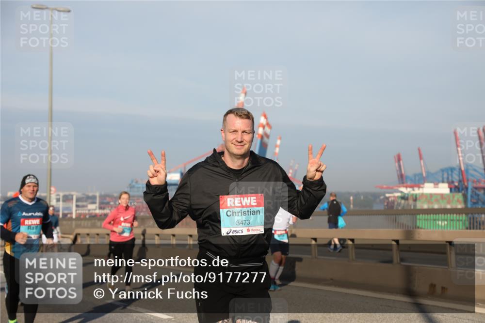 03.10.2025 - Köhlbrandbrückenlauf Yannick Fuchs http://msf.ph/oto/9177277 03.10.2025 08:48:16 Position 2 3473 meine-sportfotos.de