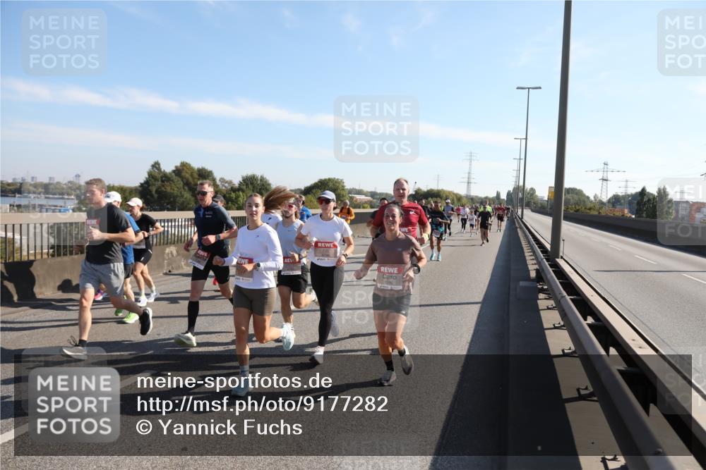 03.10.2025 - Köhlbrandbrückenlauf Yannick Fuchs http://msf.ph/oto/9177282 03.10.2025 11:16:24 Position 3  meine-sportfotos.de