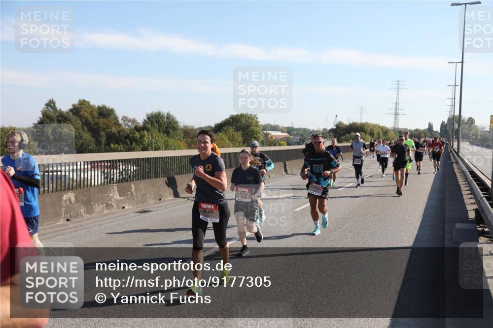 03.10.2025 - Köhlbrandbrückenlauf Yannick Fuchs http://msf.ph/oto/9177305 03.10.2025 11:16:25 Position 3  meine-sportfotos.de