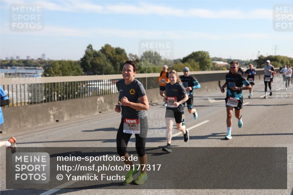 03.10.2025 - Köhlbrandbrückenlauf Yannick Fuchs http://msf.ph/oto/9177317 03.10.2025 11:16:26 Position 3 5791 meine-sportfotos.de