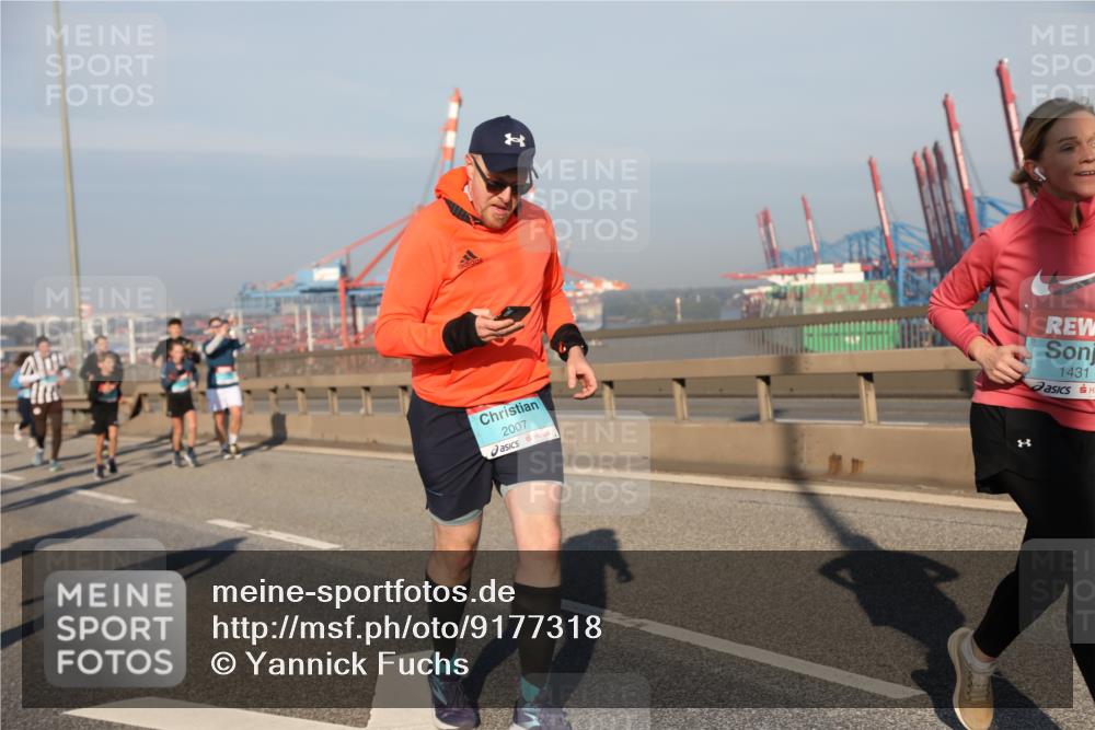 03.10.2025 - Köhlbrandbrückenlauf Yannick Fuchs http://msf.ph/oto/9177318 03.10.2025 08:48:20 Position 2 2007, 1431 meine-sportfotos.de