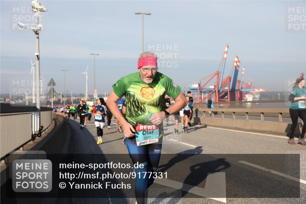 03.10.2025 - Köhlbrandbrückenlauf Yannick Fuchs http://msf.ph/oto/9177331 03.10.2025 08:48:21 Position 2 3348 meine-sportfotos.de