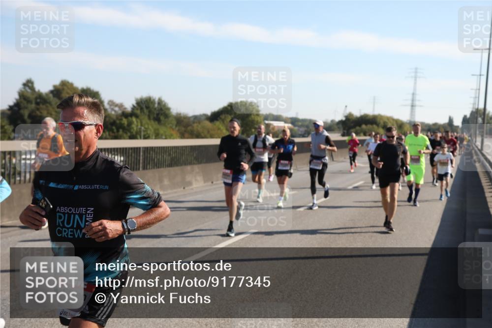 03.10.2025 - Köhlbrandbrückenlauf Yannick Fuchs http://msf.ph/oto/9177345 03.10.2025 11:16:28 Position 3  meine-sportfotos.de