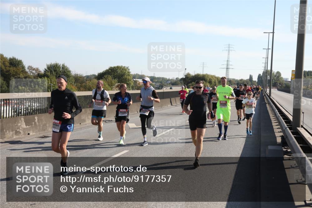 03.10.2025 - Köhlbrandbrückenlauf Yannick Fuchs http://msf.ph/oto/9177357 03.10.2025 11:16:28 Position 3  meine-sportfotos.de