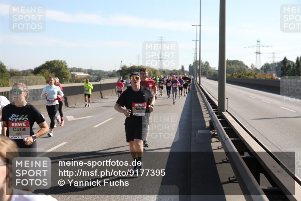 03.10.2025 - Köhlbrandbrückenlauf Yannick Fuchs http://msf.ph/oto/9177395 03.10.2025 11:16:32 Position 3 6601, 5747 meine-sportfotos.de
