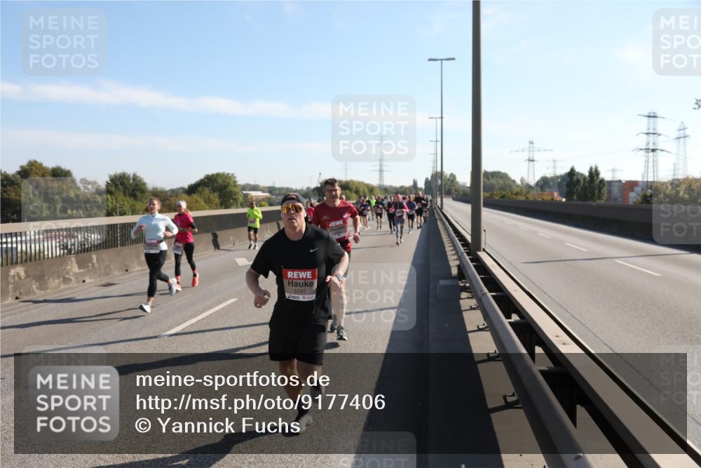 03.10.2025 - Köhlbrandbrückenlauf Yannick Fuchs http://msf.ph/oto/9177406 03.10.2025 11:16:33 Position 3 5747 meine-sportfotos.de
