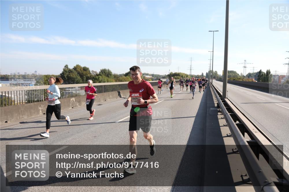 03.10.2025 - Köhlbrandbrückenlauf Yannick Fuchs http://msf.ph/oto/9177416 03.10.2025 11:16:34 Position 3  meine-sportfotos.de