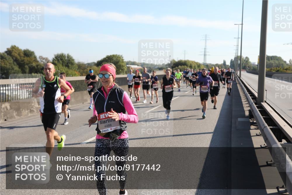 03.10.2025 - Köhlbrandbrückenlauf Yannick Fuchs http://msf.ph/oto/9177442 03.10.2025 11:16:38 Position 3 4488 meine-sportfotos.de