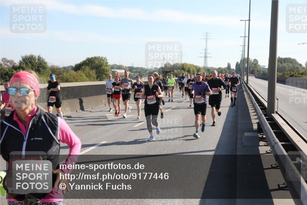 03.10.2025 - Köhlbrandbrückenlauf Yannick Fuchs http://msf.ph/oto/9177446 03.10.2025 11:16:38 Position 3 4488 meine-sportfotos.de