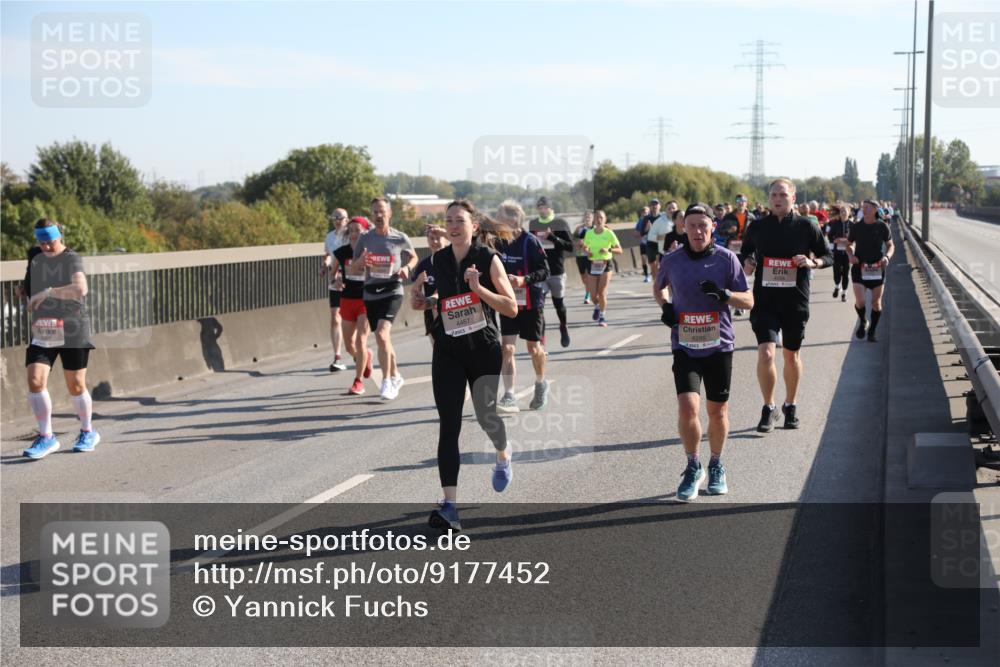 03.10.2025 - Köhlbrandbrückenlauf Yannick Fuchs http://msf.ph/oto/9177452 03.10.2025 11:16:39 Position 3 4467, 6285, 4056 meine-sportfotos.de