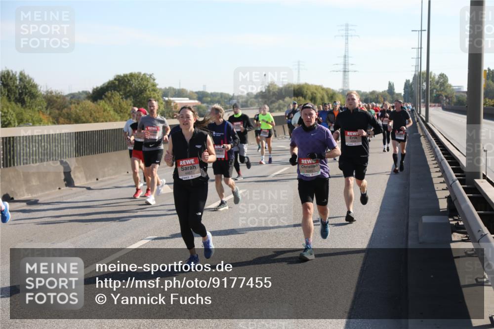 03.10.2025 - Köhlbrandbrückenlauf Yannick Fuchs http://msf.ph/oto/9177455 03.10.2025 11:16:39 Position 3 4467, 6285 meine-sportfotos.de