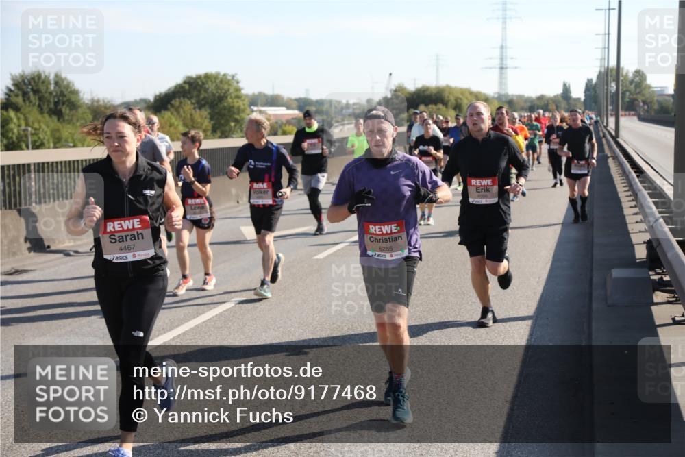 03.10.2025 - Köhlbrandbrückenlauf Yannick Fuchs http://msf.ph/oto/9177468 03.10.2025 11:16:40 Position 3 4467, 6285, 4056 meine-sportfotos.de