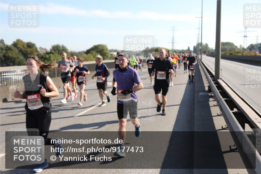 03.10.2025 - Köhlbrandbrückenlauf Yannick Fuchs http://msf.ph/oto/9177473 03.10.2025 11:16:40 Position 3 4467, 6285 meine-sportfotos.de