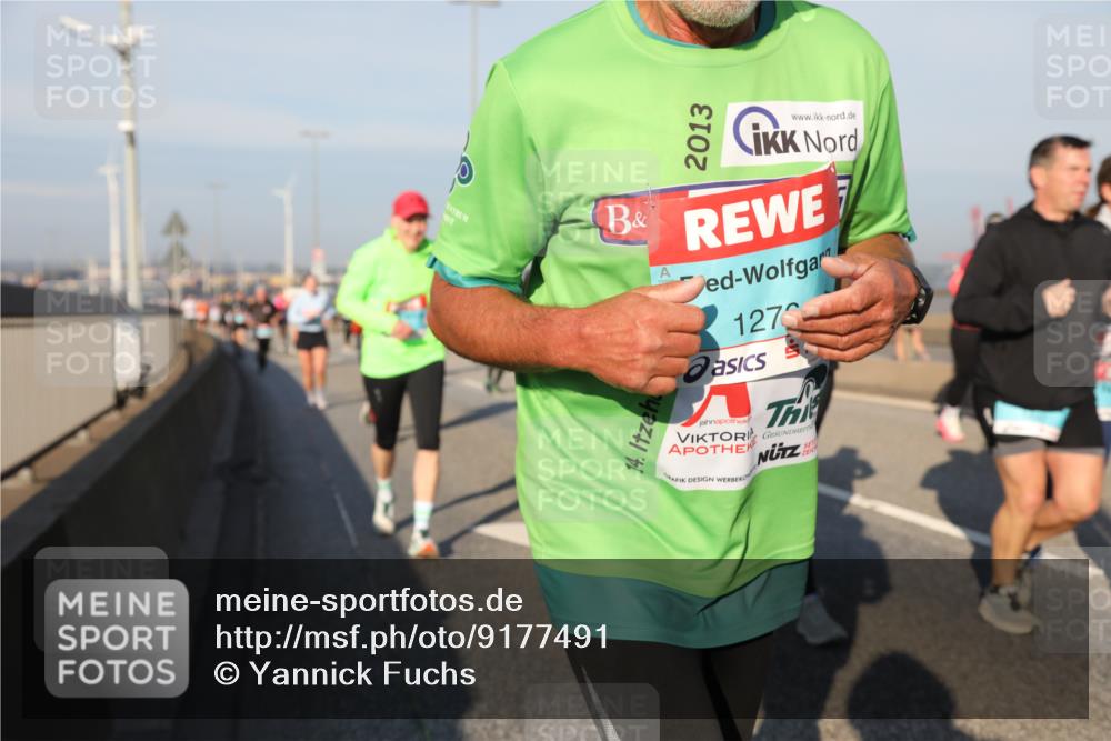 03.10.2025 - Köhlbrandbrückenlauf Yannick Fuchs http://msf.ph/oto/9177491 03.10.2025 08:48:38 Position 2 2013, 14, 1276 meine-sportfotos.de