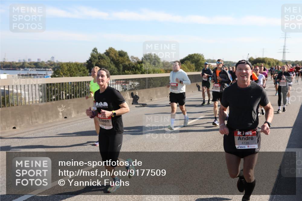 03.10.2025 - Köhlbrandbrückenlauf Yannick Fuchs http://msf.ph/oto/9177509 03.10.2025 11:16:44 Position 3 6409, 4135 meine-sportfotos.de