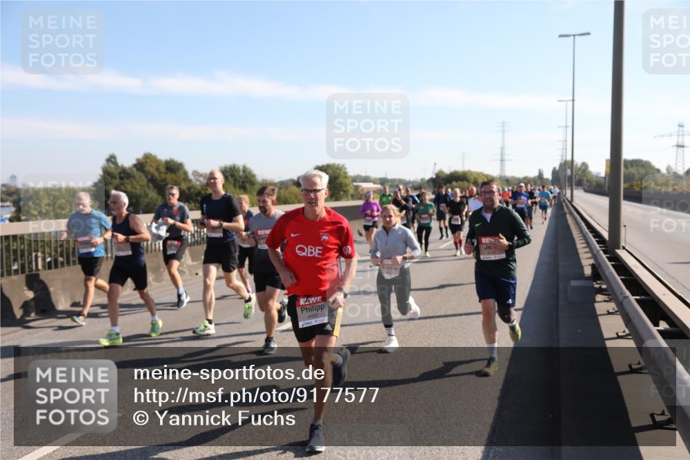 03.10.2025 - Köhlbrandbrückenlauf Yannick Fuchs http://msf.ph/oto/9177577 03.10.2025 11:16:51 Position 3 4147 meine-sportfotos.de