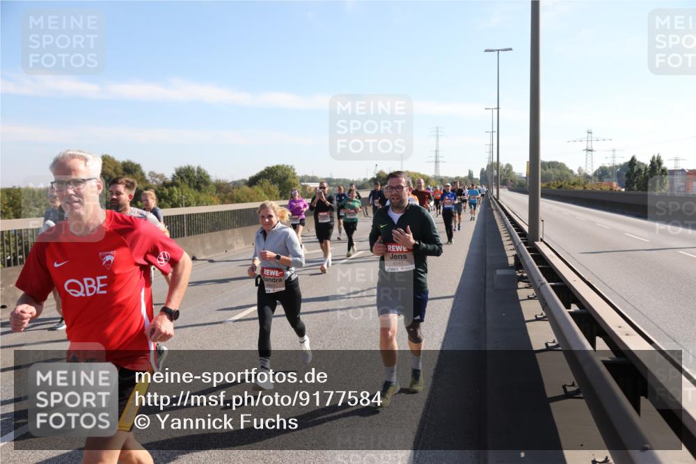 03.10.2025 - Köhlbrandbrückenlauf Yannick Fuchs http://msf.ph/oto/9177584 03.10.2025 11:16:51 Position 3 4480, 4147 meine-sportfotos.de
