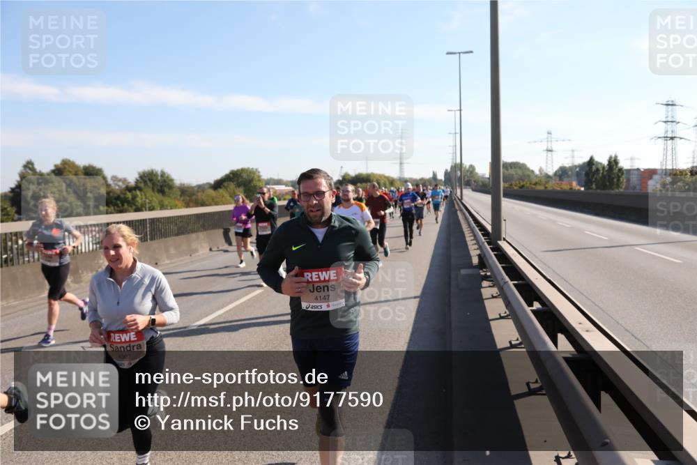 03.10.2025 - Köhlbrandbrückenlauf Yannick Fuchs http://msf.ph/oto/9177590 03.10.2025 11:16:52 Position 3 4907, 4147 meine-sportfotos.de