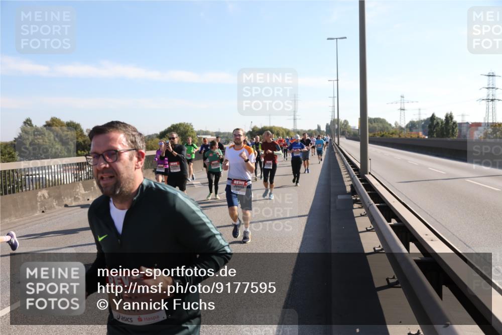 03.10.2025 - Köhlbrandbrückenlauf Yannick Fuchs http://msf.ph/oto/9177595 03.10.2025 11:16:52 Position 3 4147 meine-sportfotos.de