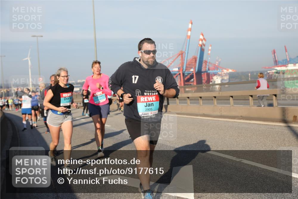 03.10.2025 - Köhlbrandbrückenlauf Yannick Fuchs http://msf.ph/oto/9177615 03.10.2025 08:48:50 Position 2 17, 2905 meine-sportfotos.de