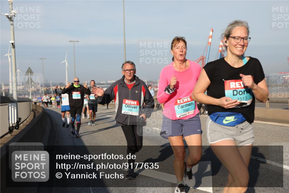 03.10.2025 - Köhlbrandbrückenlauf Yannick Fuchs http://msf.ph/oto/9177635 03.10.2025 08:48:51 Position 2 1287, 3507, 1513 meine-sportfotos.de
