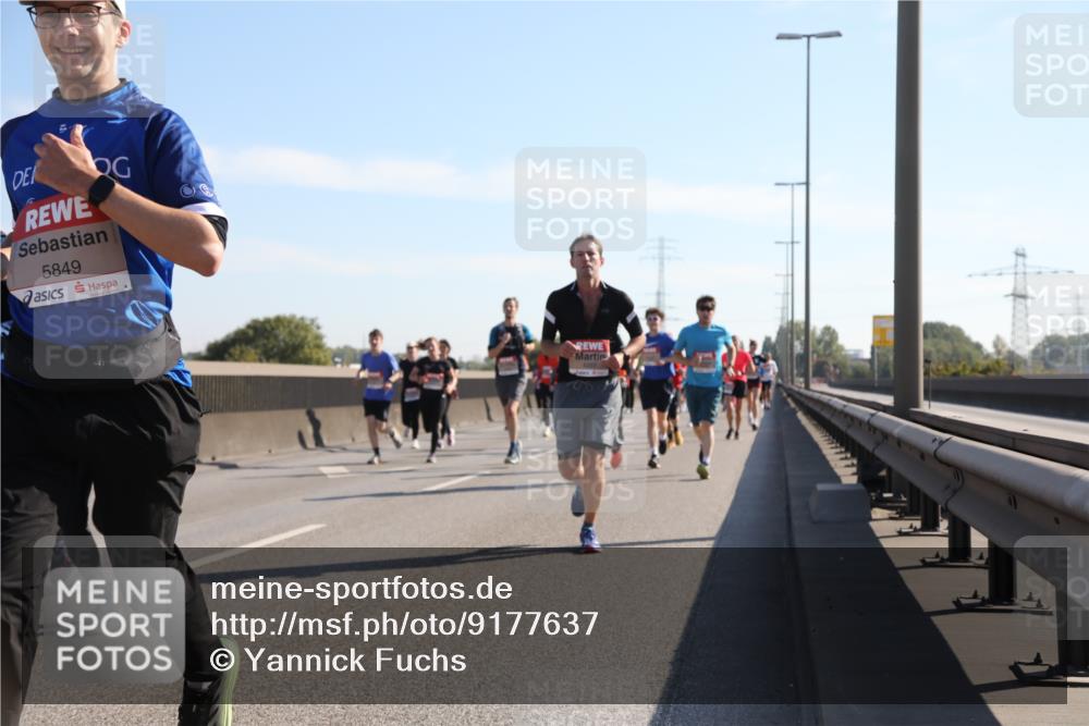 03.10.2025 - Köhlbrandbrückenlauf Yannick Fuchs http://msf.ph/oto/9177637 03.10.2025 11:16:56 Position 3 5849 meine-sportfotos.de