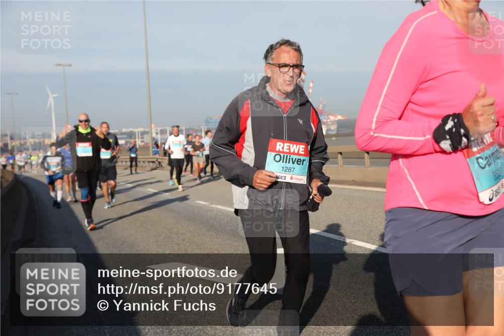03.10.2025 - Köhlbrandbrückenlauf Yannick Fuchs http://msf.ph/oto/9177645 03.10.2025 08:48:52 Position 2 1287, 3507 meine-sportfotos.de