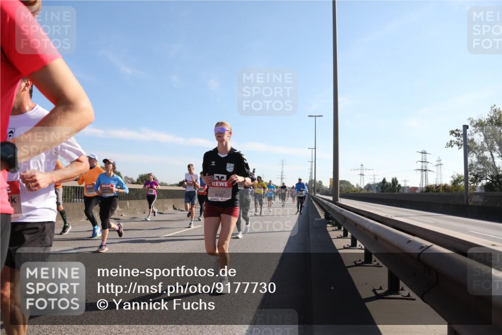 03.10.2025 - Köhlbrandbrückenlauf Yannick Fuchs http://msf.ph/oto/9177730 03.10.2025 11:17:04 Position 3 6752 meine-sportfotos.de